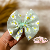 Green Daisy Mesh